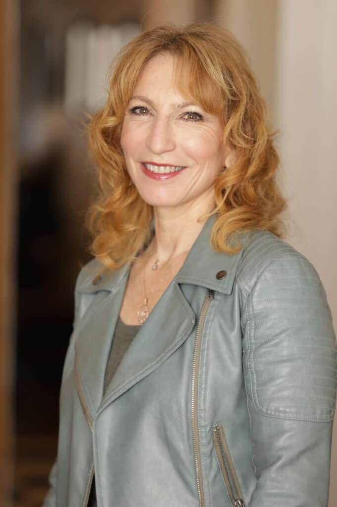 Edy Nathan, AASECT certified sex therapist, hypnotherapist and certified EMDR practitioner